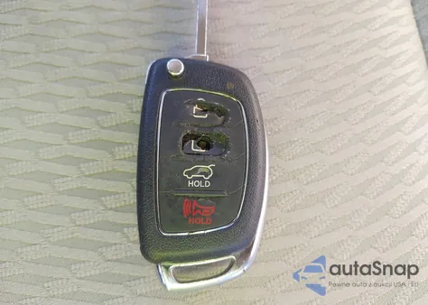 2016 Hyundai Santa Fe Se z USA, uszkodzony, nr VIN KM8SMDHF0GU142540